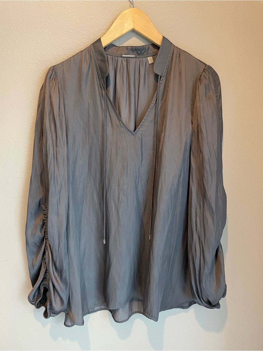 Elie Tahari Charcoal Grey Silky Tie Neck Blouse Medium Long Sleeve Top